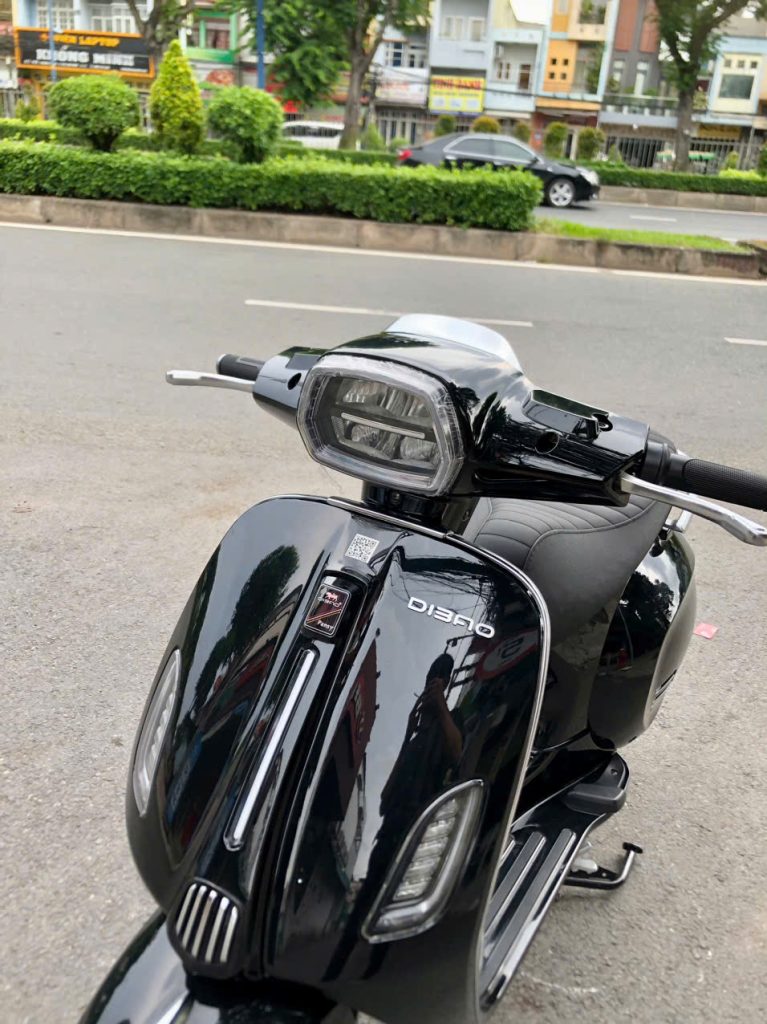 Điểm hơn biệt về đèn xe hình vuông